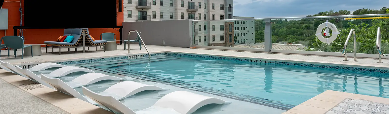 Pool hero